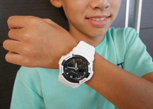 中学生の男の子のプレゼントにおすすめのGショックの腕時計